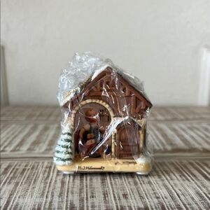 Goebel M.I. Hummel "Little Shoemaker" Christmas ornament